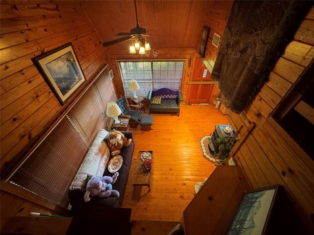 190 Woodpecker, Livingston, TX 77399