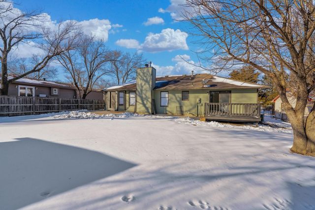 209 W Virginia Rd, Andover, KS 67002