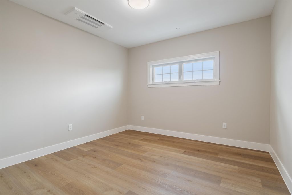 Image 20 of property listing at 465 Ocean Blvd Unit 501, Hampton, NH 03842