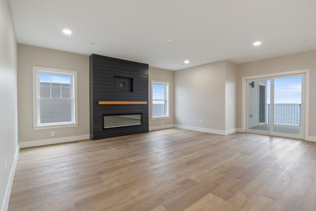 Image 26 of property listing at 465 Ocean Blvd Unit 501, Hampton, NH 03842