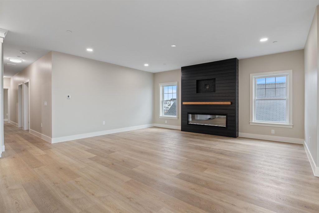 Image 29 of property listing at 465 Ocean Blvd Unit 501, Hampton, NH 03842