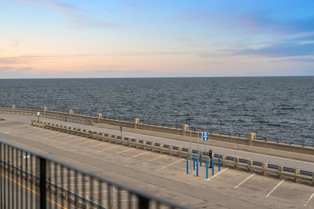 Image 38 of property listing at 465 Ocean Blvd Unit 501, Hampton, NH 03842