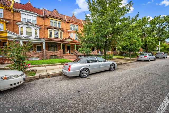 2736 N CALVERT ST, Baltimore, MD 21218