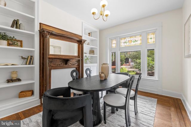 2736 N CALVERT ST, Baltimore, MD 21218