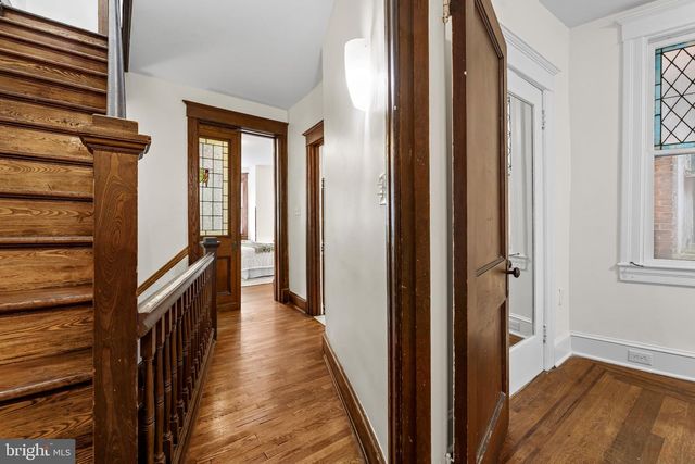 2736 N CALVERT ST, Baltimore, MD 21218