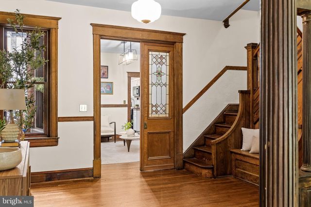 2736 N CALVERT ST, Baltimore, MD 21218