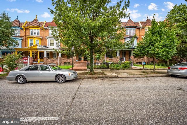 2736 N CALVERT ST, Baltimore, MD 21218