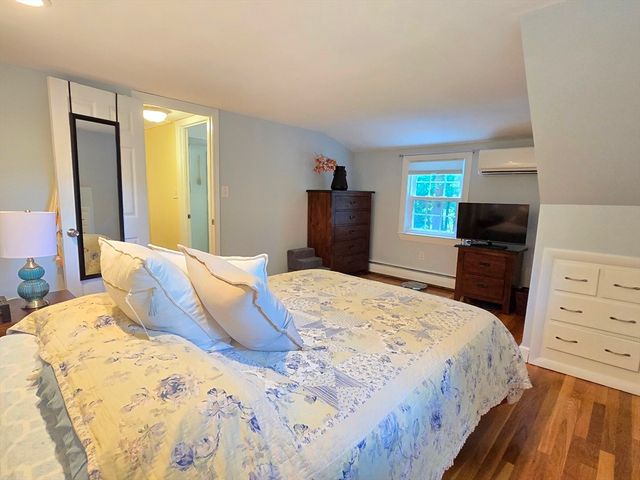 84 Pine Hill Rd, Ashland, MA 01721