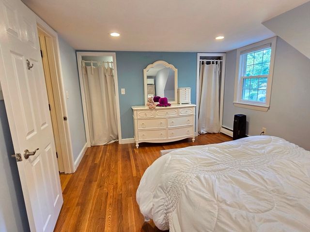 84 Pine Hill Rd, Ashland, MA 01721