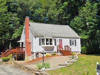84 Pine Hill Rd, Ashland, MA 01721