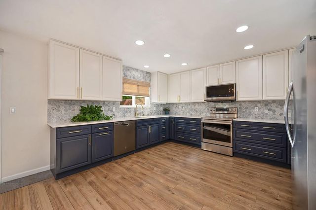 7436 Ranch Ave, Citrus Heights, CA 95610