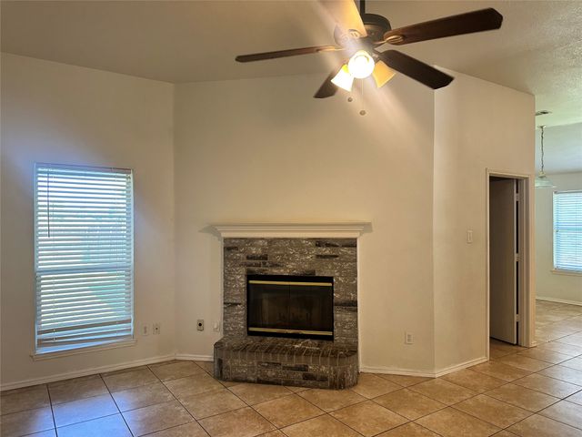 1547 Kensington Place, Lancaster, TX 75134