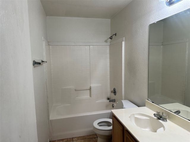 1547 Kensington Place, Lancaster, TX 75134