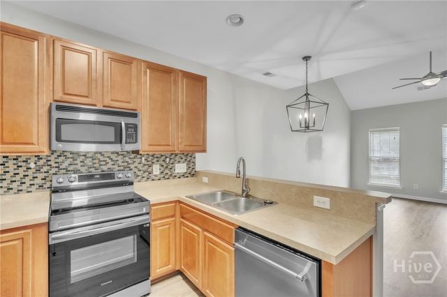 122 Cromer Street, Savannah, GA 31407
