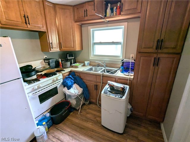 2064 W 91 Street, Cleveland, OH 44102