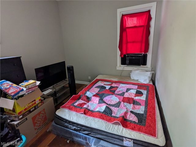 2064 W 91 Street, Cleveland, OH 44102