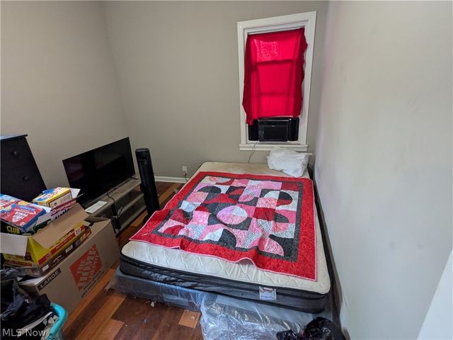 2064 W 91 Street, Cleveland, OH 44102