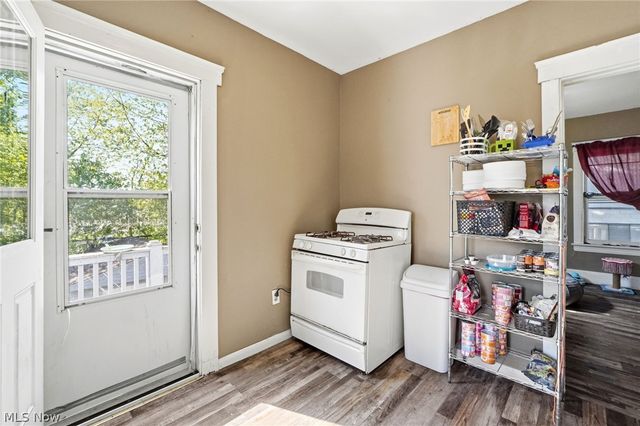 2064 W 91 Street, Cleveland, OH 44102