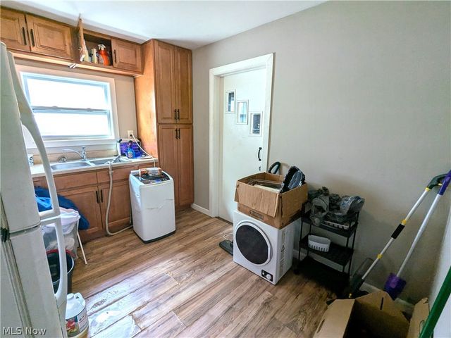 2064 W 91 Street, Cleveland, OH 44102