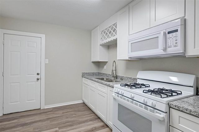604 Ruth Street, Baytown, TX 77520