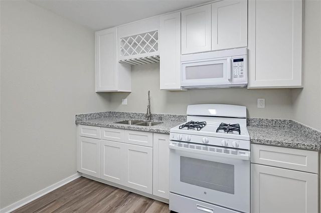 604 Ruth Street, Baytown, TX 77520