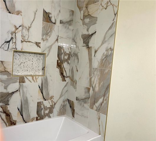 142 S 11 St, Aransas Pass, TX 78336