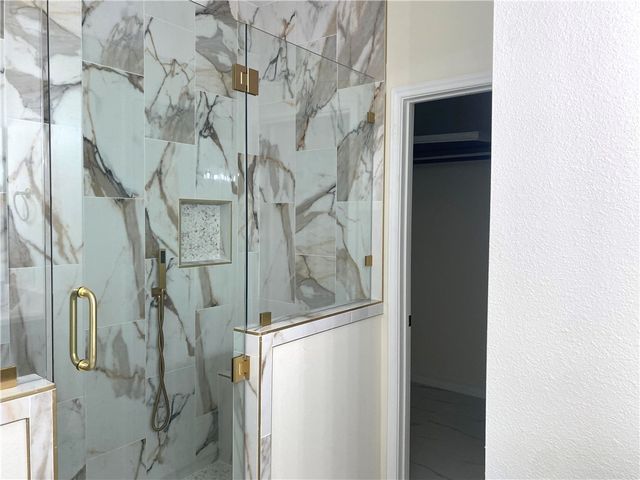 142 S 11 St, Aransas Pass, TX 78336