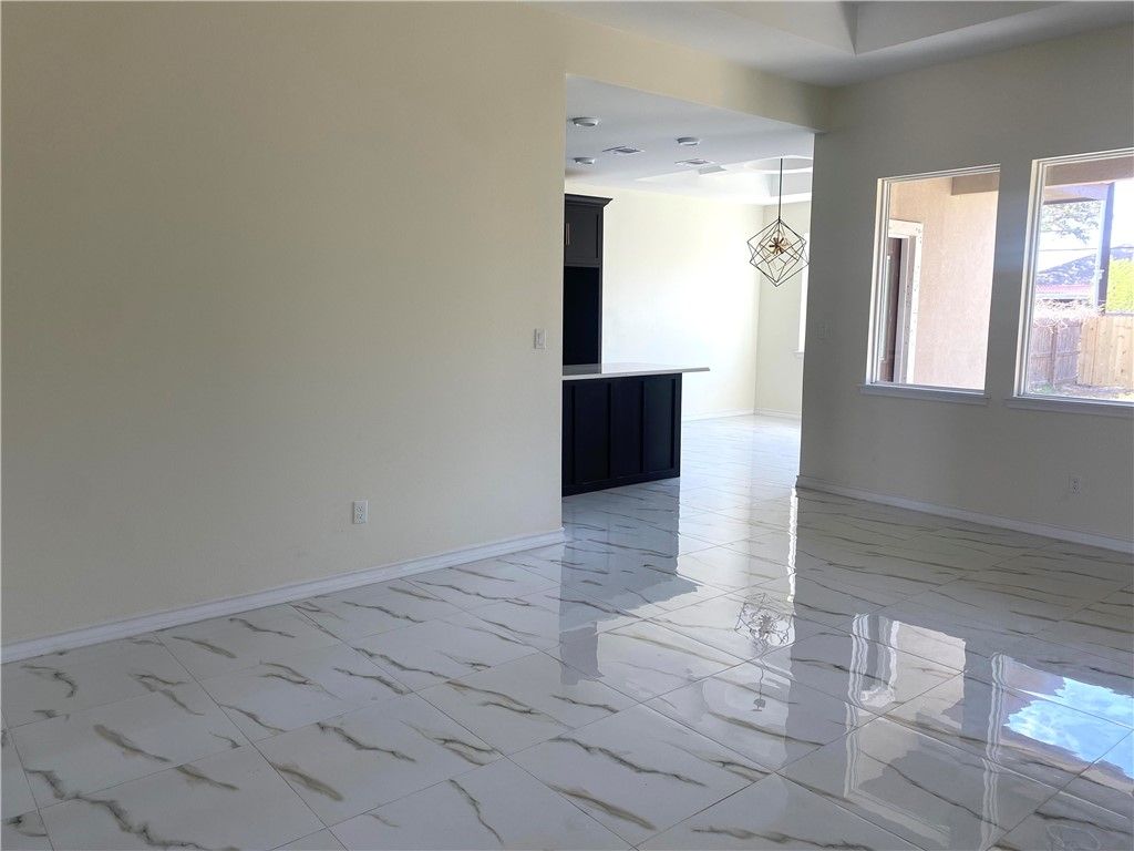 142 S 11 St, Aransas Pass, TX 78336 — photo 4
