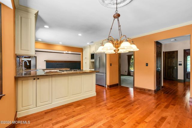 1652 White Water Court, Toms River, NJ 08755