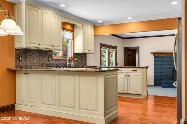 1652 White Water Court, Toms River, NJ 08755