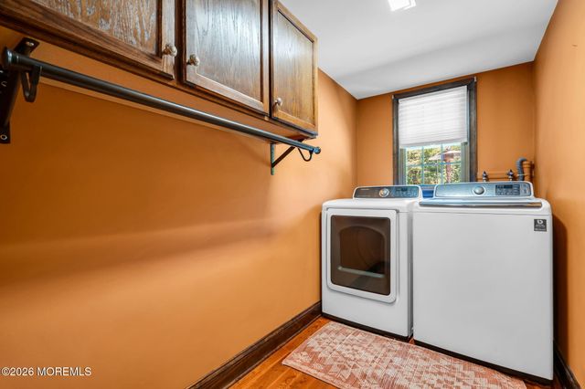 1652 White Water Court, Toms River, NJ 08755