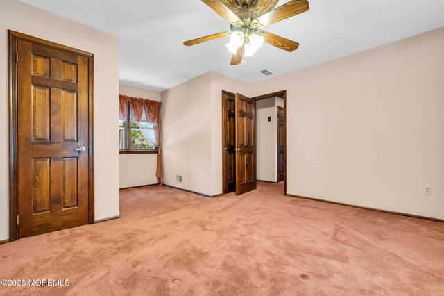 1652 White Water Court, Toms River, NJ 08755