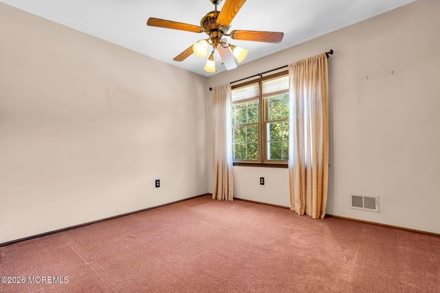 1652 White Water Court, Toms River, NJ 08755