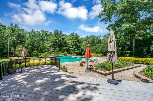 1652 White Water Court, Toms River, NJ 08755