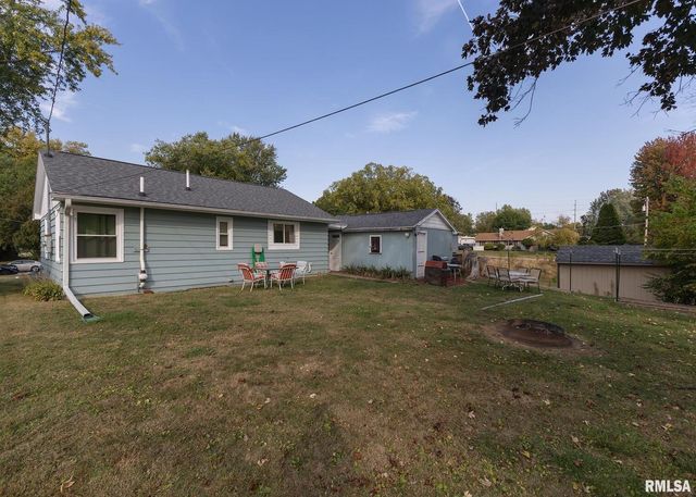 3525 CLEVELAND Street, Clinton, IA 52732
