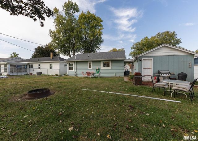 3525 CLEVELAND Street, Clinton, IA 52732