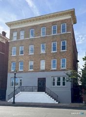 1597 Park Street 4B, Hartford, CT 06106
