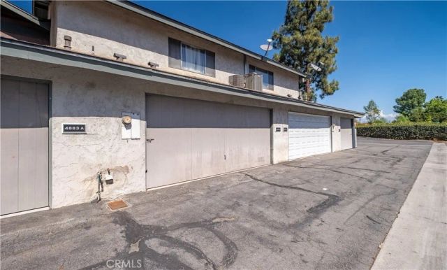 4883 Jackson, Riverside, CA 92503