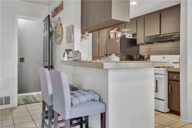 4883 Jackson, Riverside, CA 92503