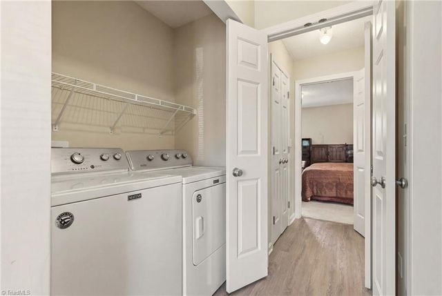 270 Ridgehaven Drive, Winston-salem, NC 27104