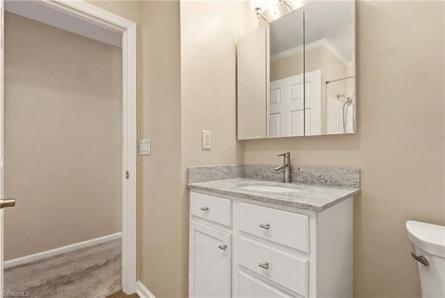 270 Ridgehaven Drive, Winston-salem, NC 27104