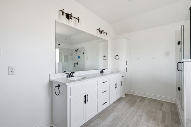 225 Trevor Lane, Greenville, TX 75402