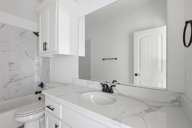 225 Trevor Lane, Greenville, TX 75402