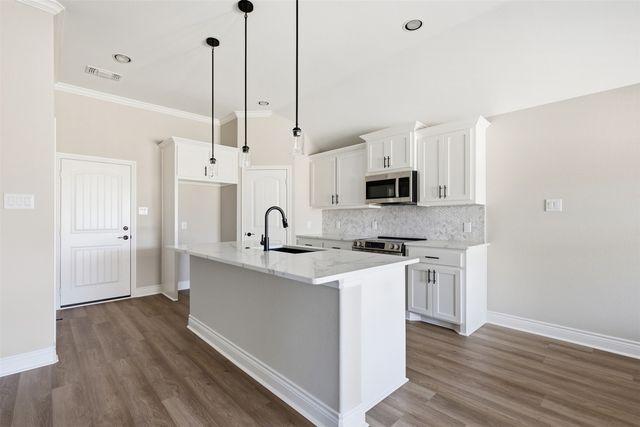 225 Trevor Lane, Greenville, TX 75402