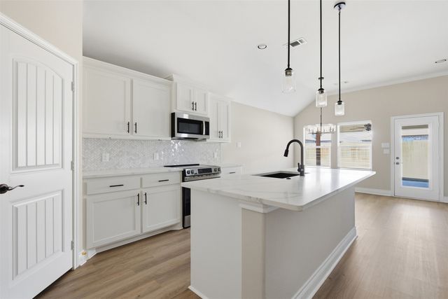 225 Trevor Lane, Greenville, TX 75402