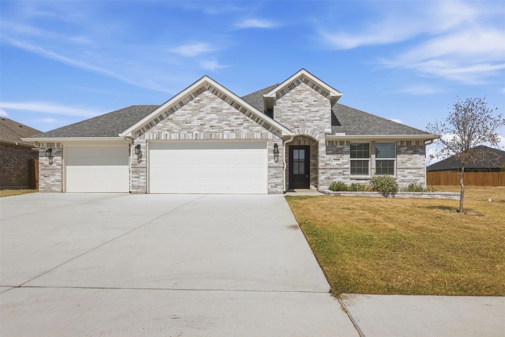 225 Trevor Lane, Greenville, TX 75402