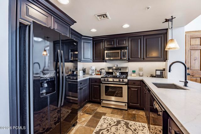 2900 Deer Valley Drive E E308, Park City, UT 84060