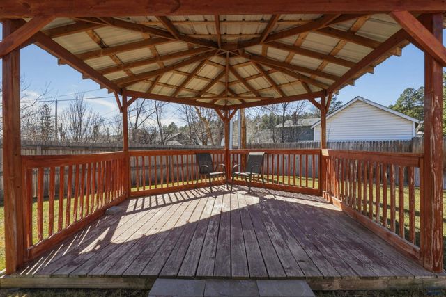 1929 HILLSVIEW DR, Rapid City, SD 57702