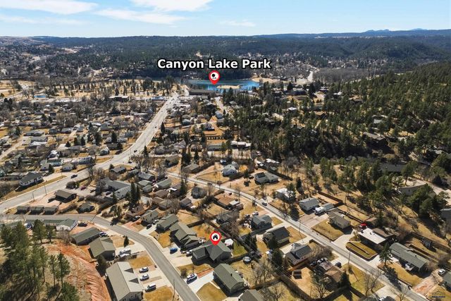 1929 HILLSVIEW DR, Rapid City, SD 57702