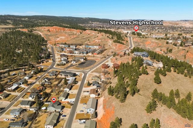 1929 HILLSVIEW DR, Rapid City, SD 57702